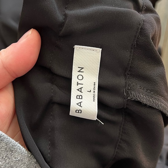 Aritzia Babaton Bello Short - Black - Size L - Picture 4 of 8